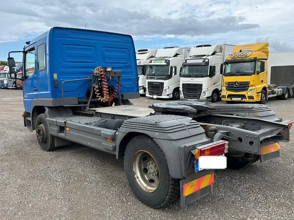 Mercedes-Benz 1328 LS 4X2 serie 1277 - Cabeza tractora: foto 4 Mercedes-Benz 1328 LS 4X2 serie 1277 - Cabeza tractora: foto 4