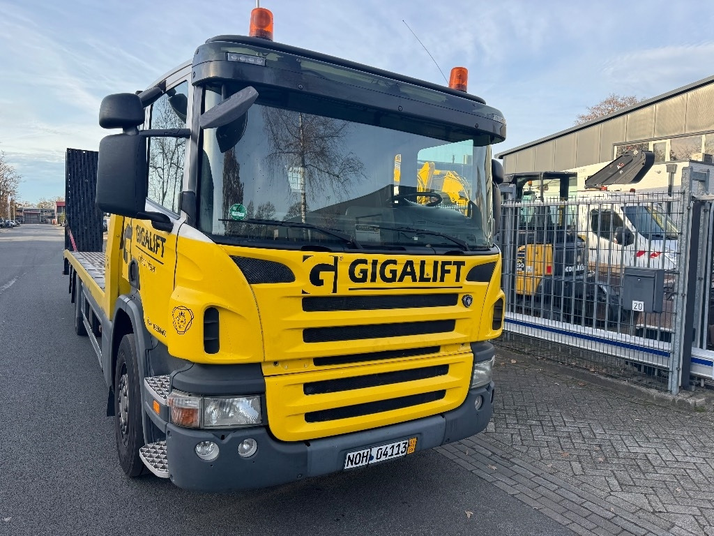 Scania P 340 - Camión caja cerrada: foto 2 Scania P 340 - Camión caja cerrada: foto 2