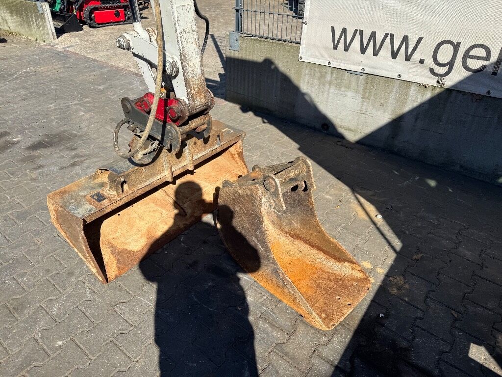 Takeuchi TB 138 FR - Miniexcavadora: foto 4 Takeuchi TB 138 FR - Miniexcavadora: foto 4