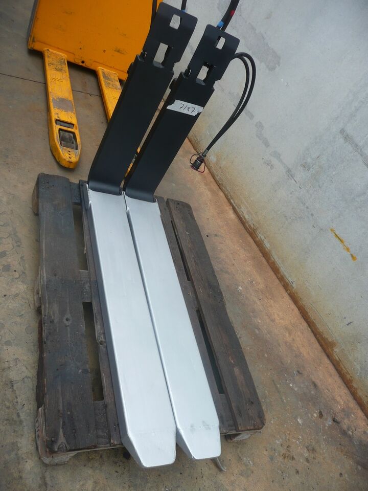 KAUP 4.8T180CT Extendable Forks - Horquillas para Equipo de manutención: foto 1 KAUP 4.8T180CT Extendable Forks - Horquillas para Equipo de manutención: foto 1