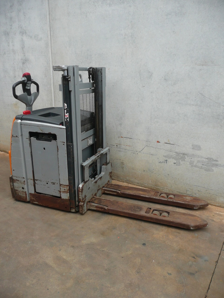 Still EXV 14 C LI-ION - Apilador: foto 4 Still EXV 14 C LI-ION - Apilador: foto 4