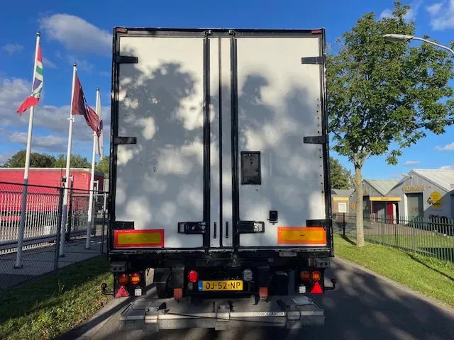 Van Eck UT-3B Steering axle 260 cm insteek Frigo carrier vector UT-3B H= 260 W= 250cm - Frigorífico semirremolque: foto 5 Van Eck UT-3B Steering axle 260 cm insteek Frigo carrier vector UT-3B H= 260 W= 250cm - Frigorífico semirremolque: foto 5