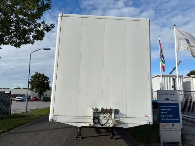 Verem 2 axle trailer Closed Box curtain slider MOT 01-2026 - Caja cerrada semirremolque: foto 2 Verem 2 axle trailer Closed Box curtain slider MOT 01-2026 - Caja cerrada semirremolque: foto 2