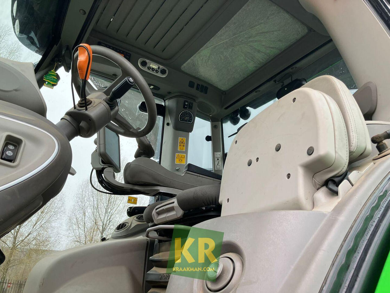 Deutz Fahr Agrotron 6150 TTV tractor - Tractor: foto 3 Deutz Fahr Agrotron 6150 TTV tractor - Tractor: foto 3