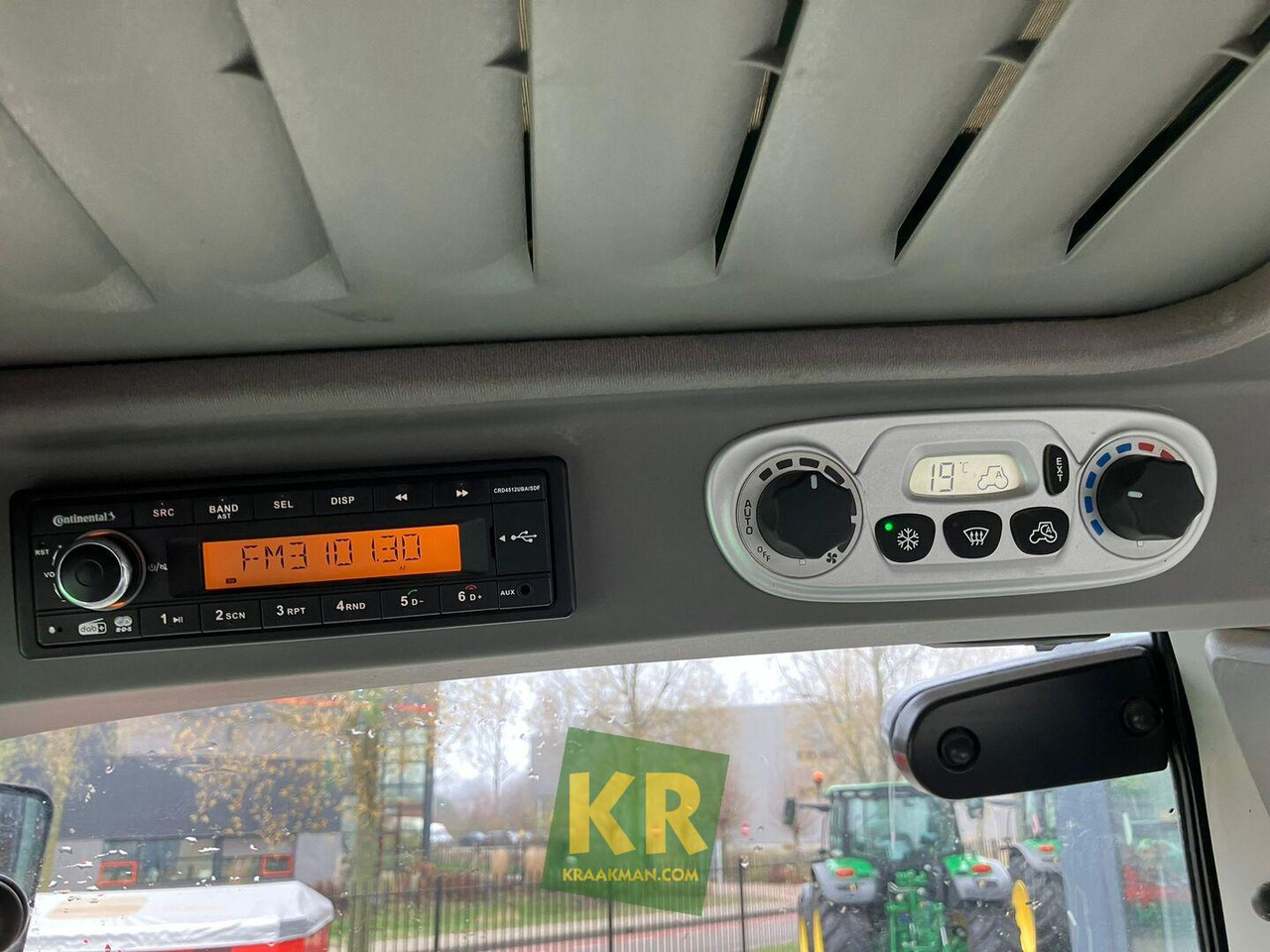 Deutz Fahr Agrotron 6150 TTV tractor - Tractor: foto 4 Deutz Fahr Agrotron 6150 TTV tractor - Tractor: foto 4