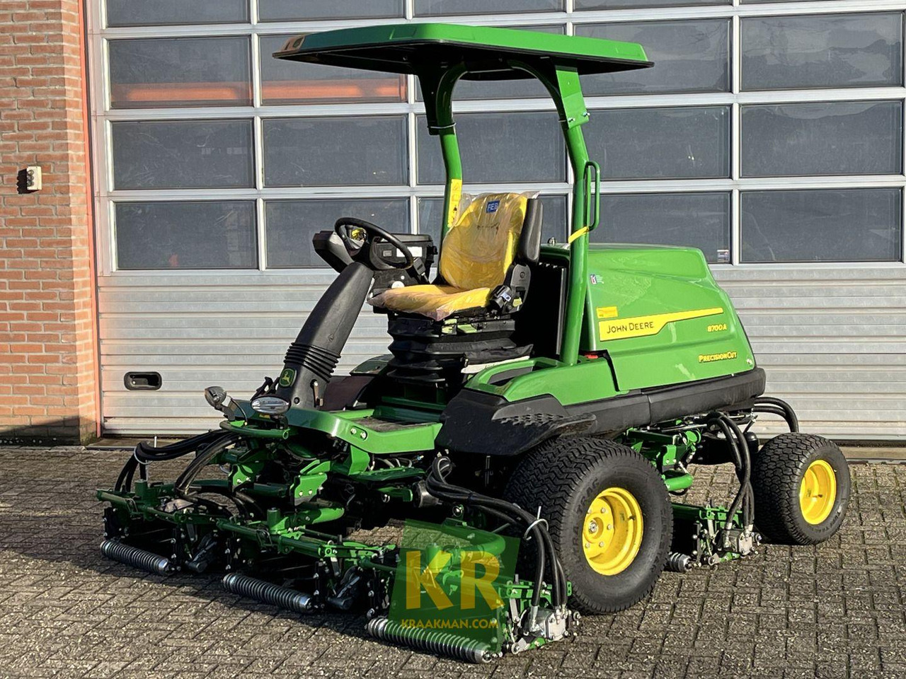 John Deere 8700A  - Cortacésped: foto 1 John Deere 8700A  - Cortacésped: foto 1