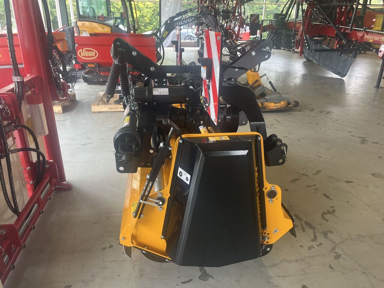 MU-L 200 VARIO klepelmaaier Muthing - Segadora: foto 4 MU-L 200 VARIO klepelmaaier Muthing - Segadora: foto 4