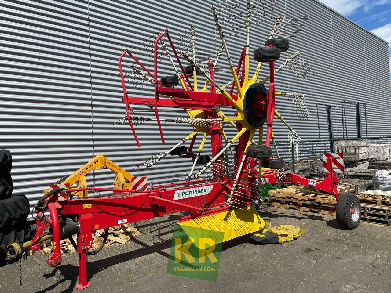 Pottinger 881A - Henificadora: foto 1 Pottinger 881A - Henificadora: foto 1