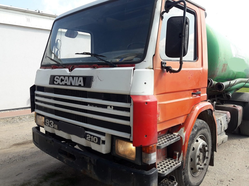 SCANIA 93 210 - Chasis camión: foto 1 SCANIA 93 210 - Chasis camión: foto 1