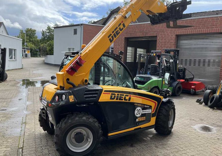 Dieci Mini Agri 20.4 Smart - Manipulador telescópico: foto 1 Dieci Mini Agri 20.4 Smart - Manipulador telescópico: foto 1