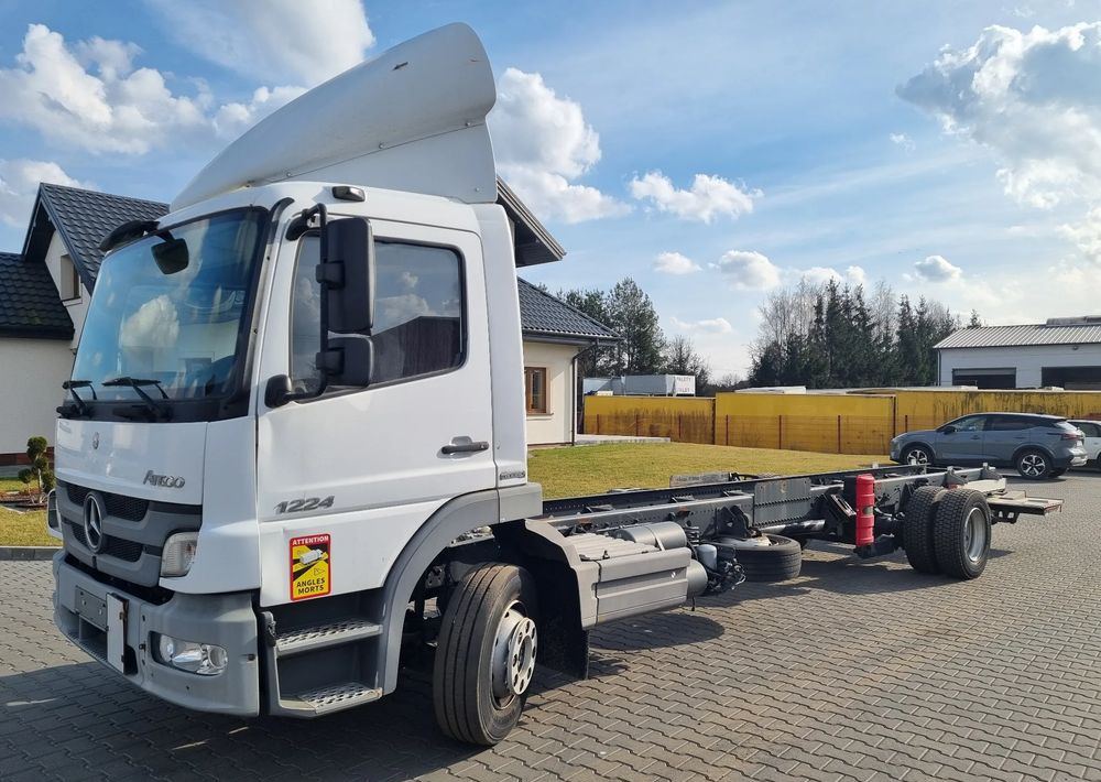 Mercedes-Benz Atego 1224 - Chasis camión: foto 1 Mercedes-Benz Atego 1224 - Chasis camión: foto 1