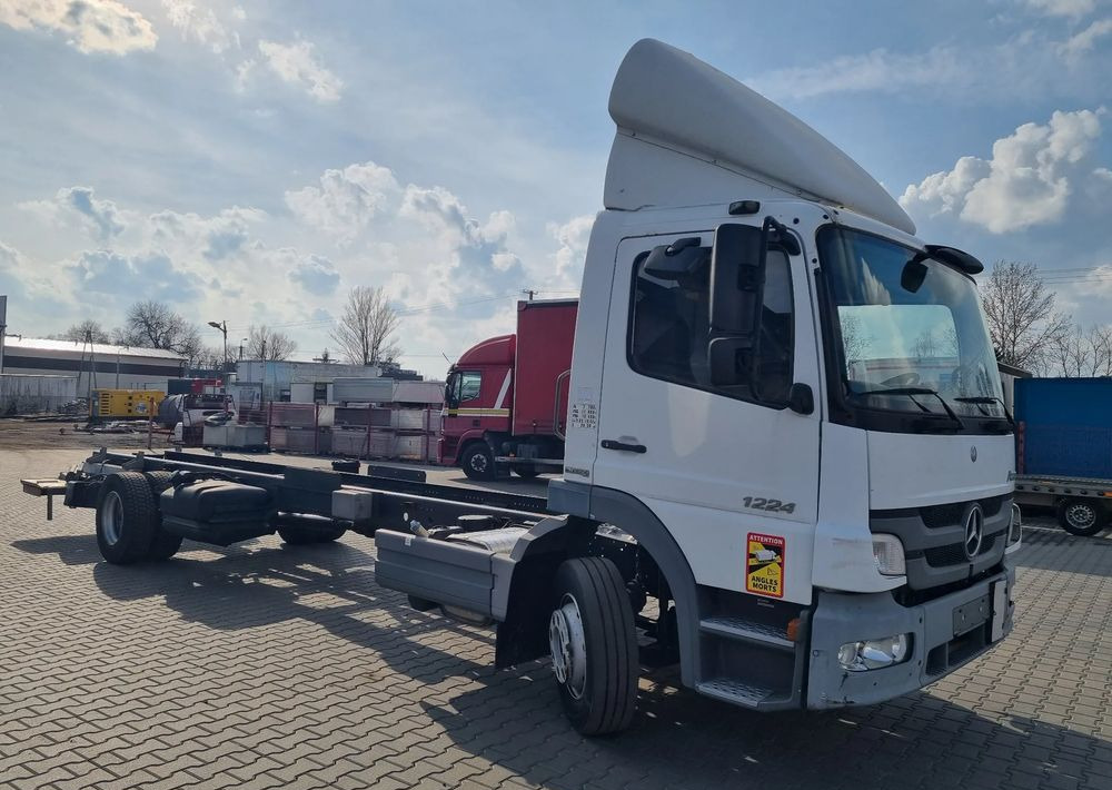 Mercedes-Benz Atego 1224 - Chasis camión: foto 2 Mercedes-Benz Atego 1224 - Chasis camión: foto 2