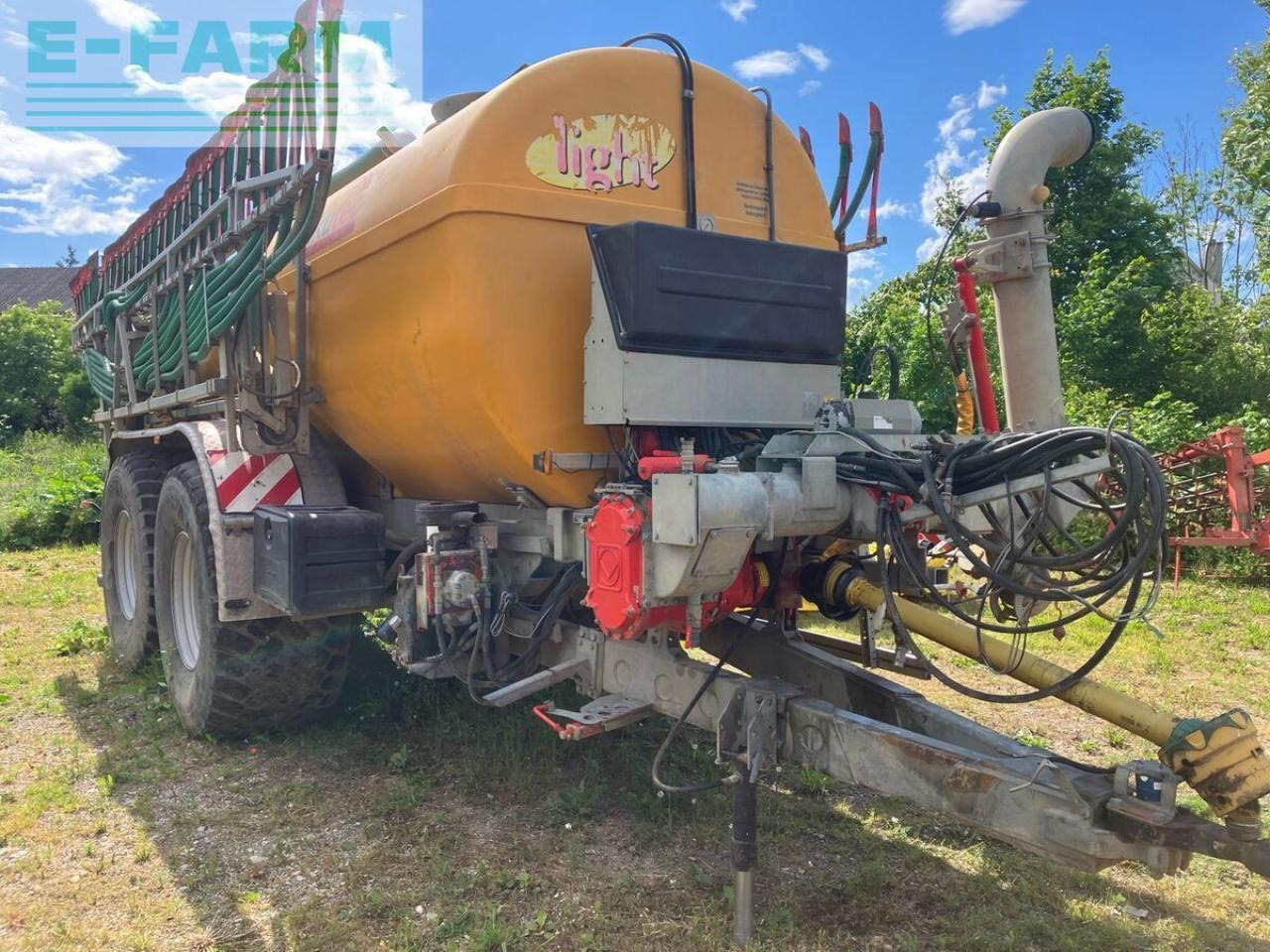 18500 - Cuba de purín: foto 1 18500 - Cuba de purín: foto 1