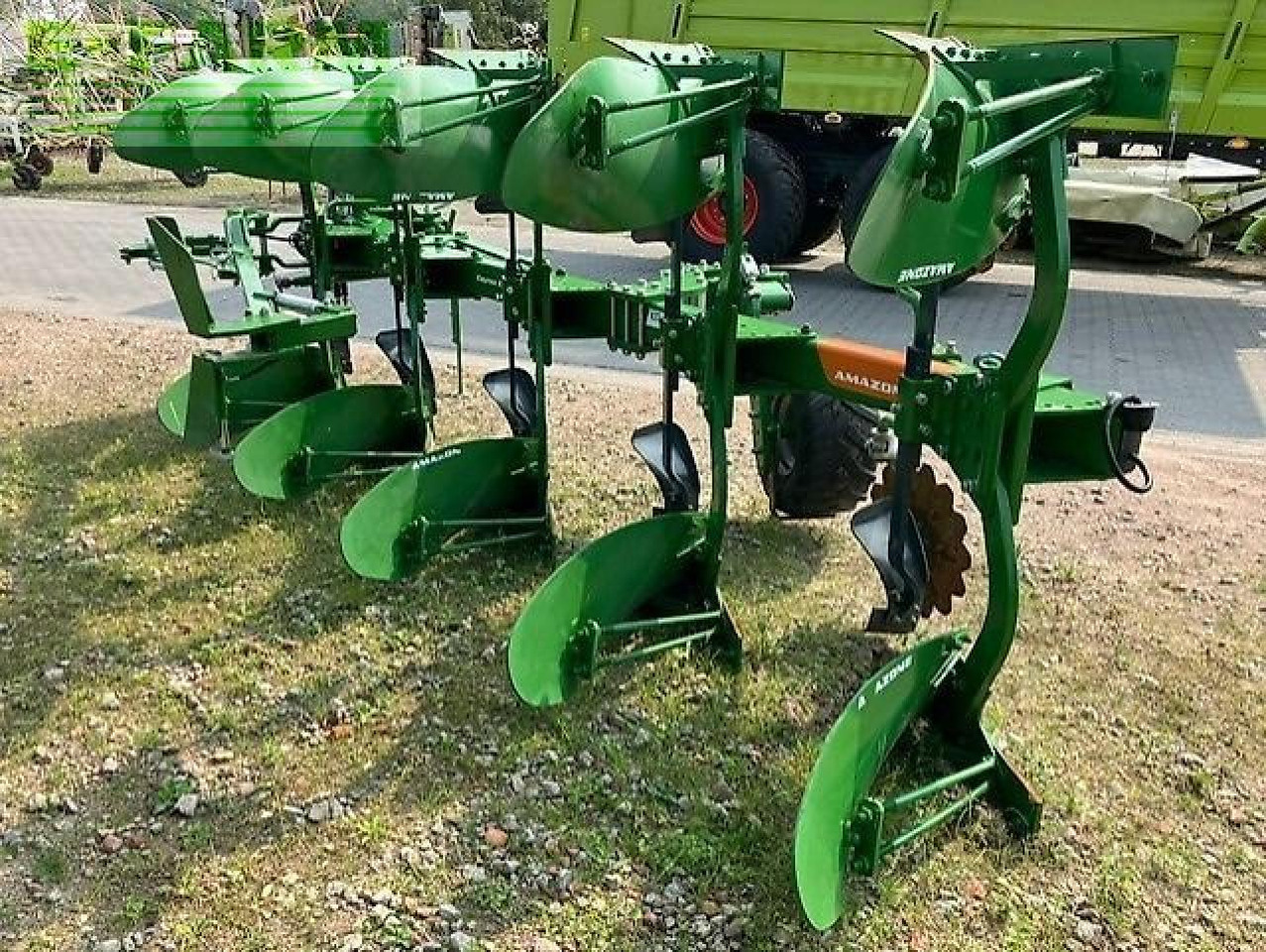 Amazone cayros xms 5-950 - Arado: foto 1 Amazone cayros xms 5-950 - Arado: foto 1