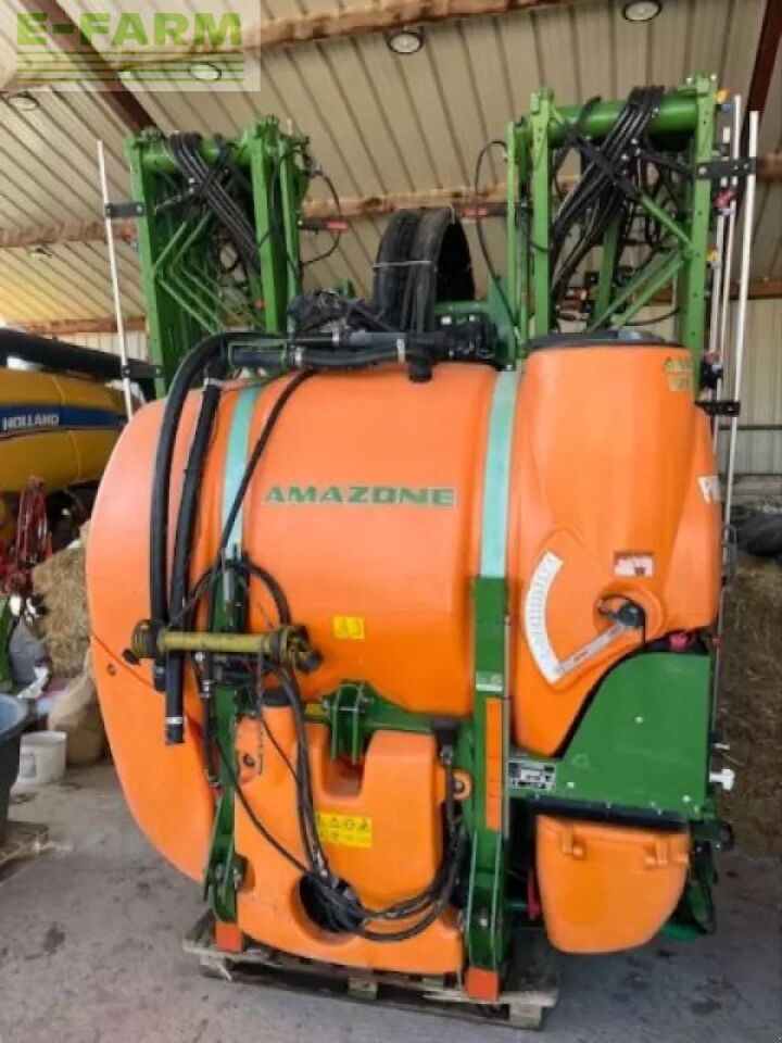 Amazone uf 1201 twin - Pulverizador arrastrado: foto 1 Amazone uf 1201 twin - Pulverizador arrastrado: foto 1