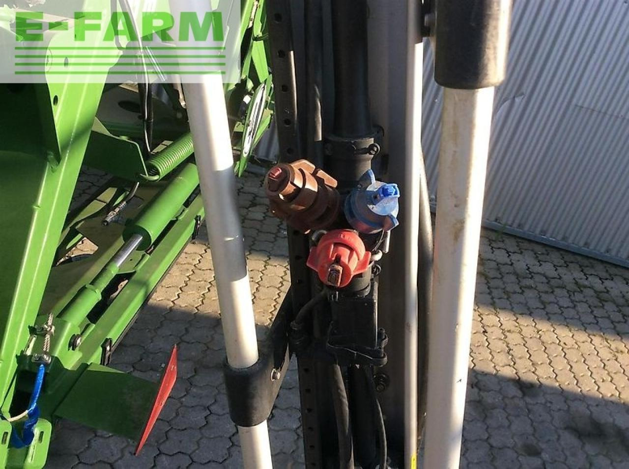 Amazone ux 4200 special - Pulverizador arrastrado: foto 5 Amazone ux 4200 special - Pulverizador arrastrado: foto 5