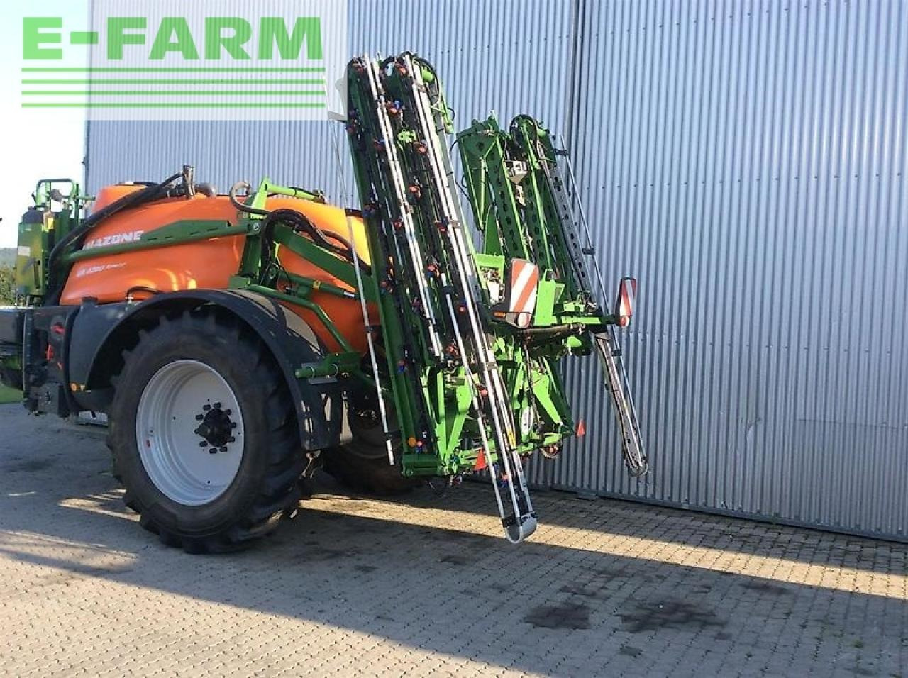 Amazone ux 4200 special - Pulverizador arrastrado: foto 3 Amazone ux 4200 special - Pulverizador arrastrado: foto 3