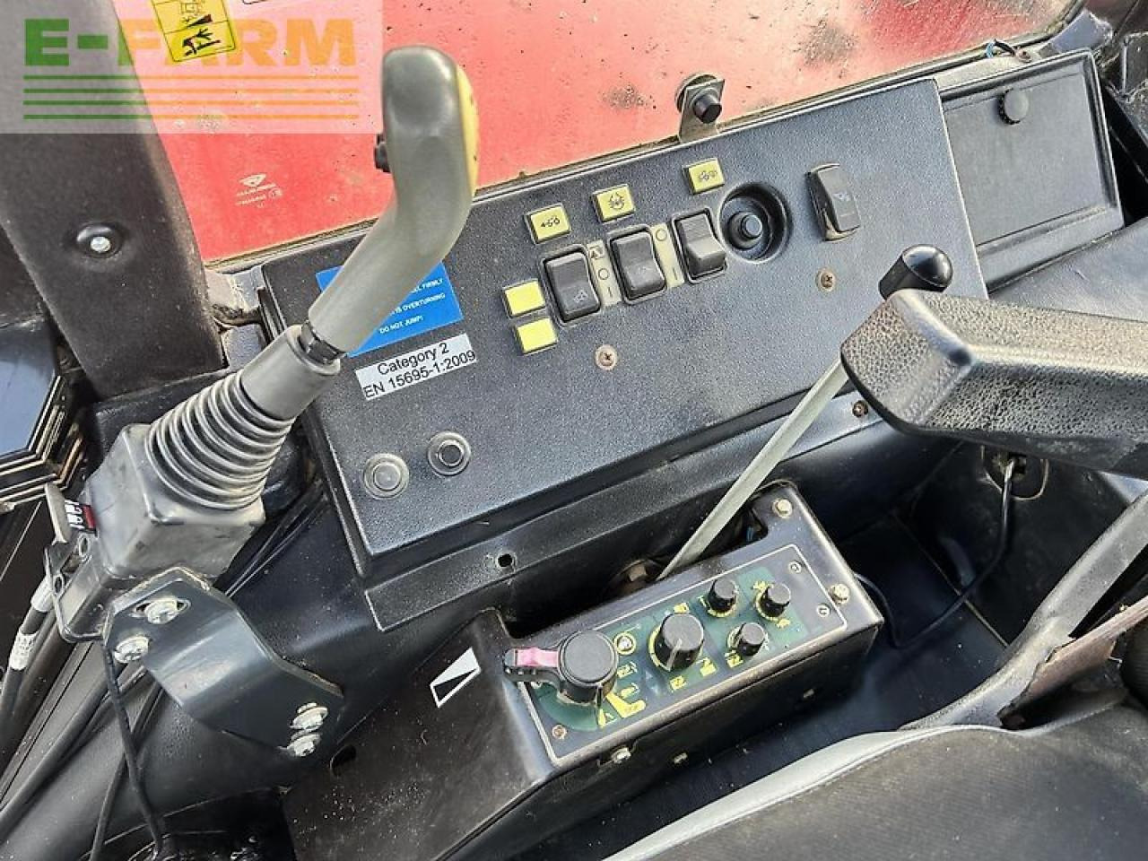 Tractor Belarus mts 1220.3: foto 11 Tractor Belarus mts 1220.3: foto 11