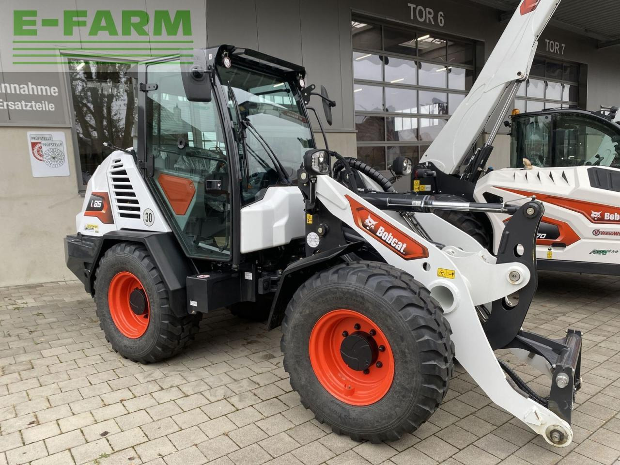 Bobcat l 85 - Miniexcavadora: foto 1 Bobcat l 85 - Miniexcavadora: foto 1