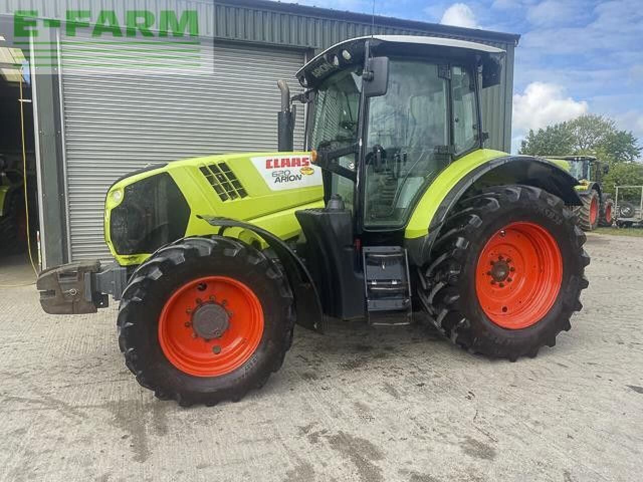 CLAAS ARION 620 - Tractor: foto 2 CLAAS ARION 620 - Tractor: foto 2
