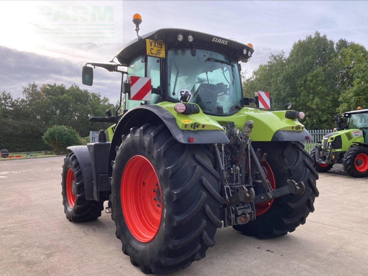 CLAAS ARION 650 CEBIS 50K, - Tractor: foto 3 CLAAS ARION 650 CEBIS 50K, - Tractor: foto 3