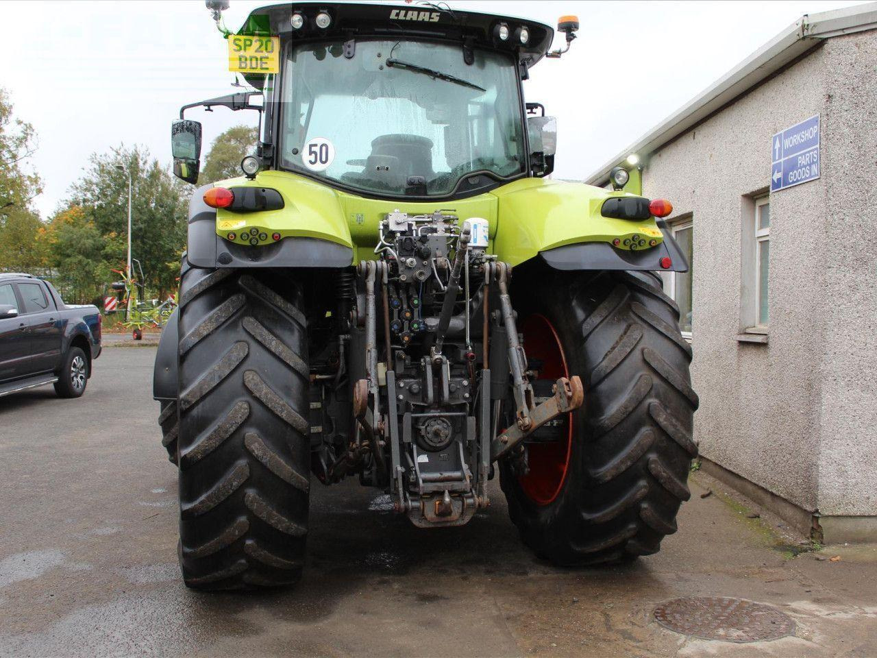 CLAAS AXION 800 - Tractor: foto 4 CLAAS AXION 800 - Tractor: foto 4