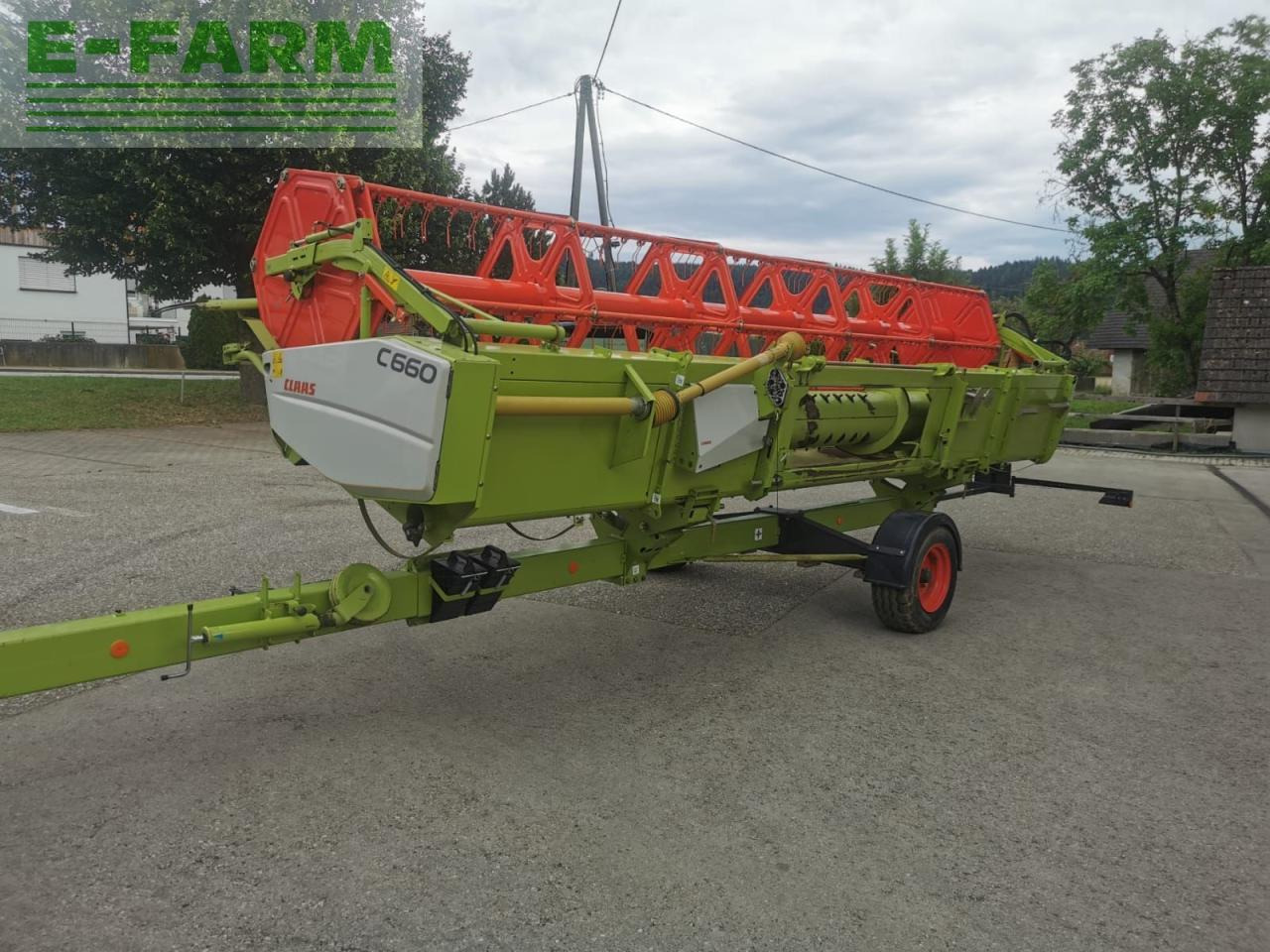 CLAAS - Cabezal de grano: foto 1 CLAAS - Cabezal de grano: foto 1