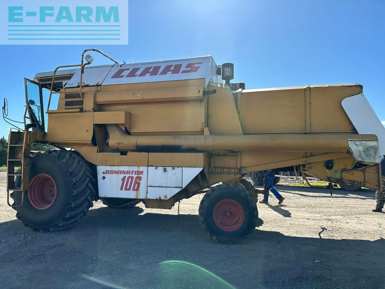 CLAAS Dominator 106 - Cosechadora de granos: foto 1 CLAAS Dominator 106 - Cosechadora de granos: foto 1