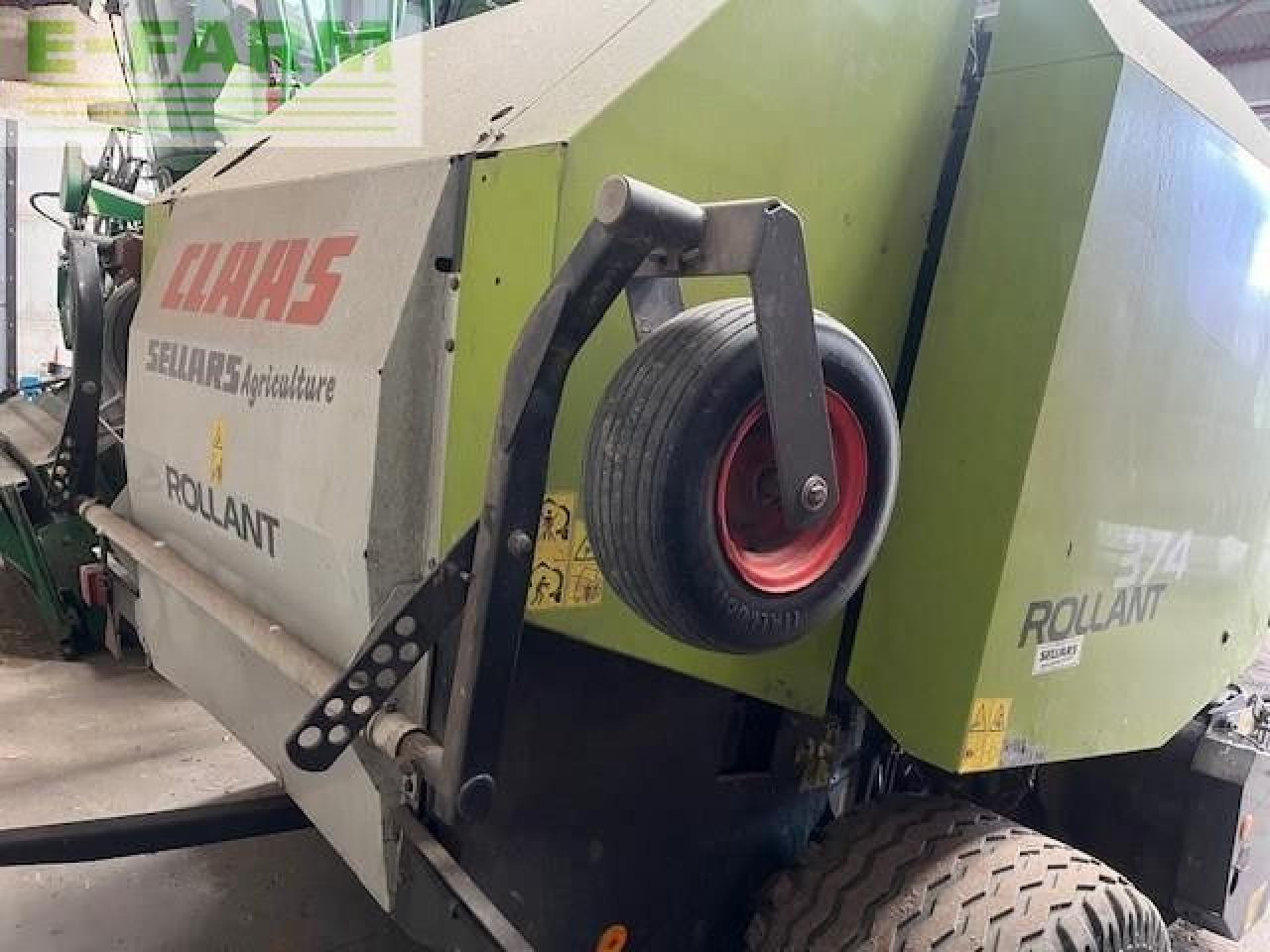CLAAS ROLLANT 374 RF - Empacadora de pacas cuadradas: foto 3 CLAAS ROLLANT 374 RF - Empacadora de pacas cuadradas: foto 3