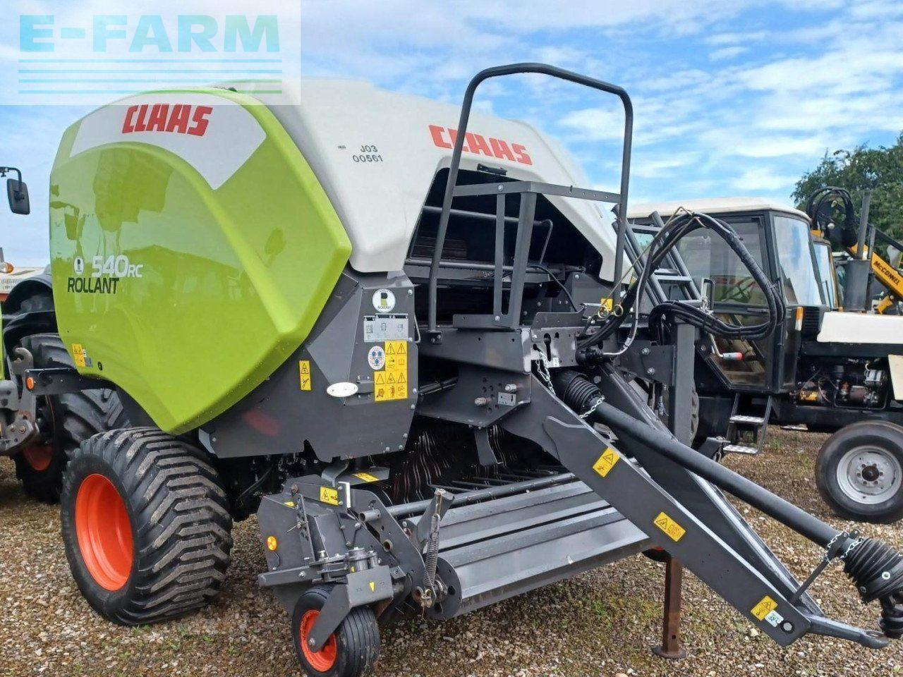 CLAAS ROLLANT 540RC - Empacadora de pacas cuadradas: foto 2 CLAAS ROLLANT 540RC - Empacadora de pacas cuadradas: foto 2