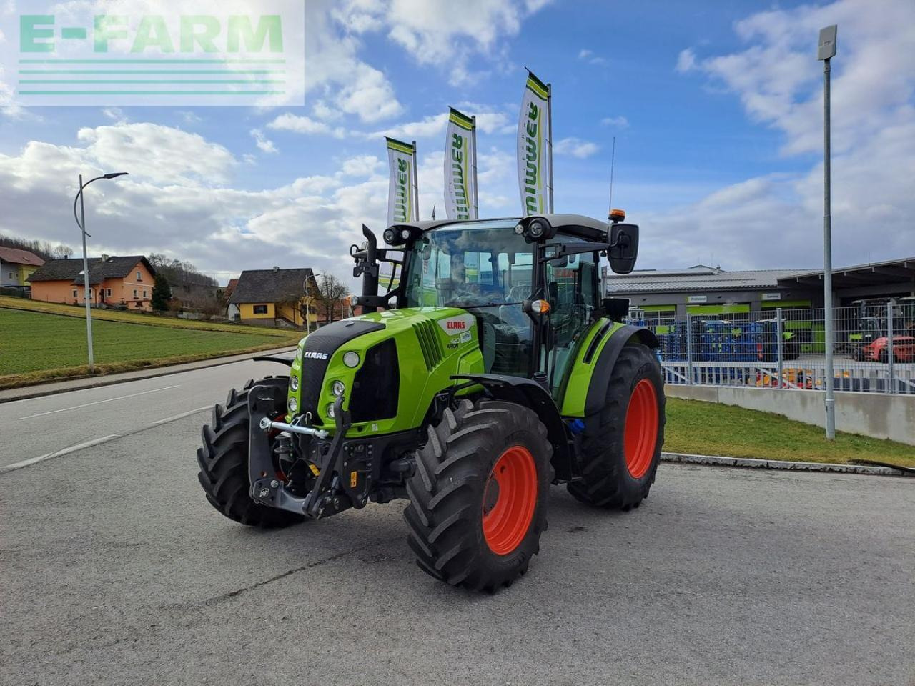 CLAAS arion 420 standard - Tractor: foto 1 CLAAS arion 420 standard - Tractor: foto 1