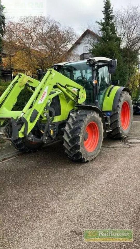 CLAAS arion 440 - Tractor: foto 1 CLAAS arion 440 - Tractor: foto 1