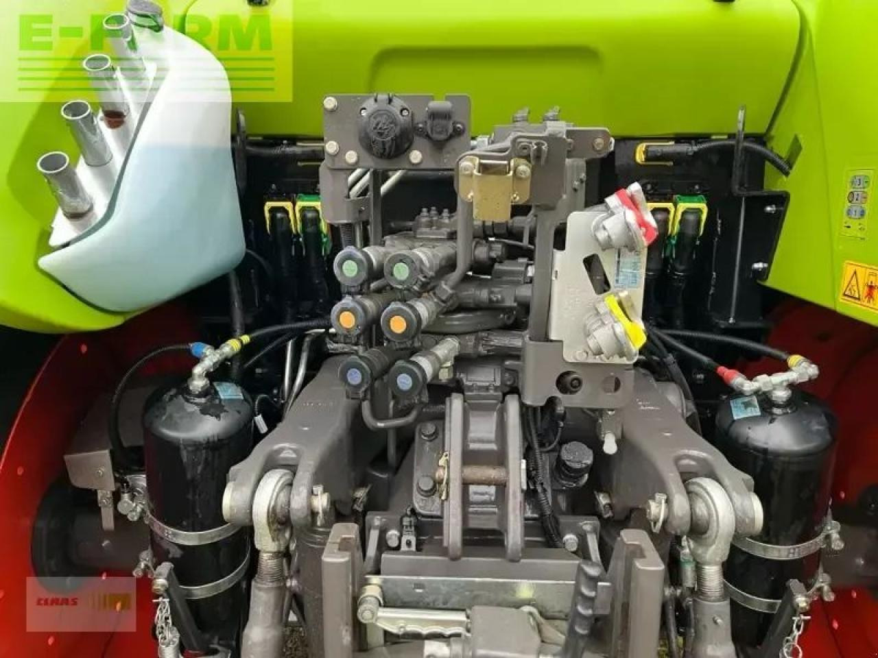 CLAAS arion 440 - Tractor: foto 3 CLAAS arion 440 - Tractor: foto 3