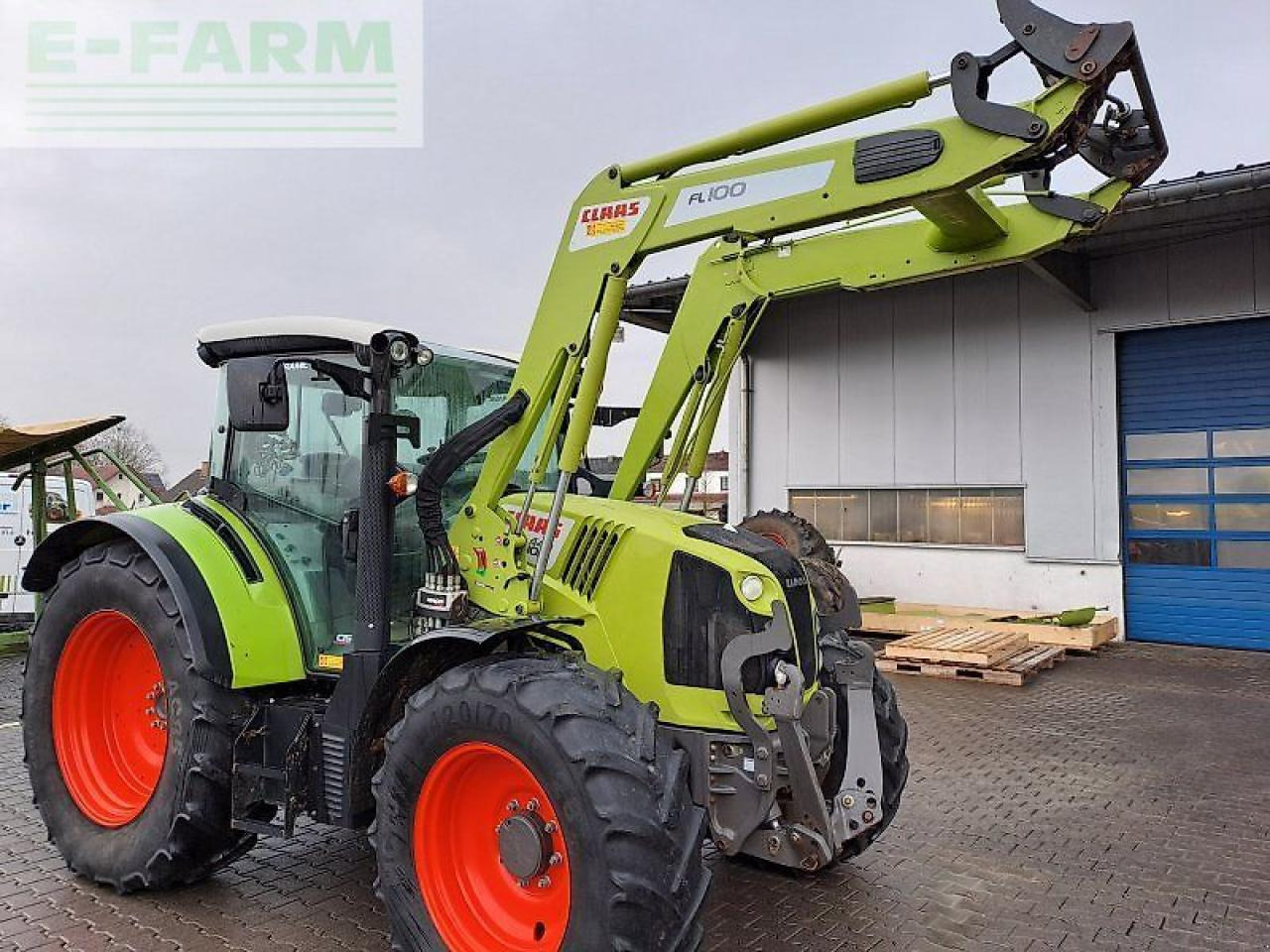 CLAAS arion 440 cis+ CIS+ - Tractor: foto 2 CLAAS arion 440 cis+ CIS+ - Tractor: foto 2