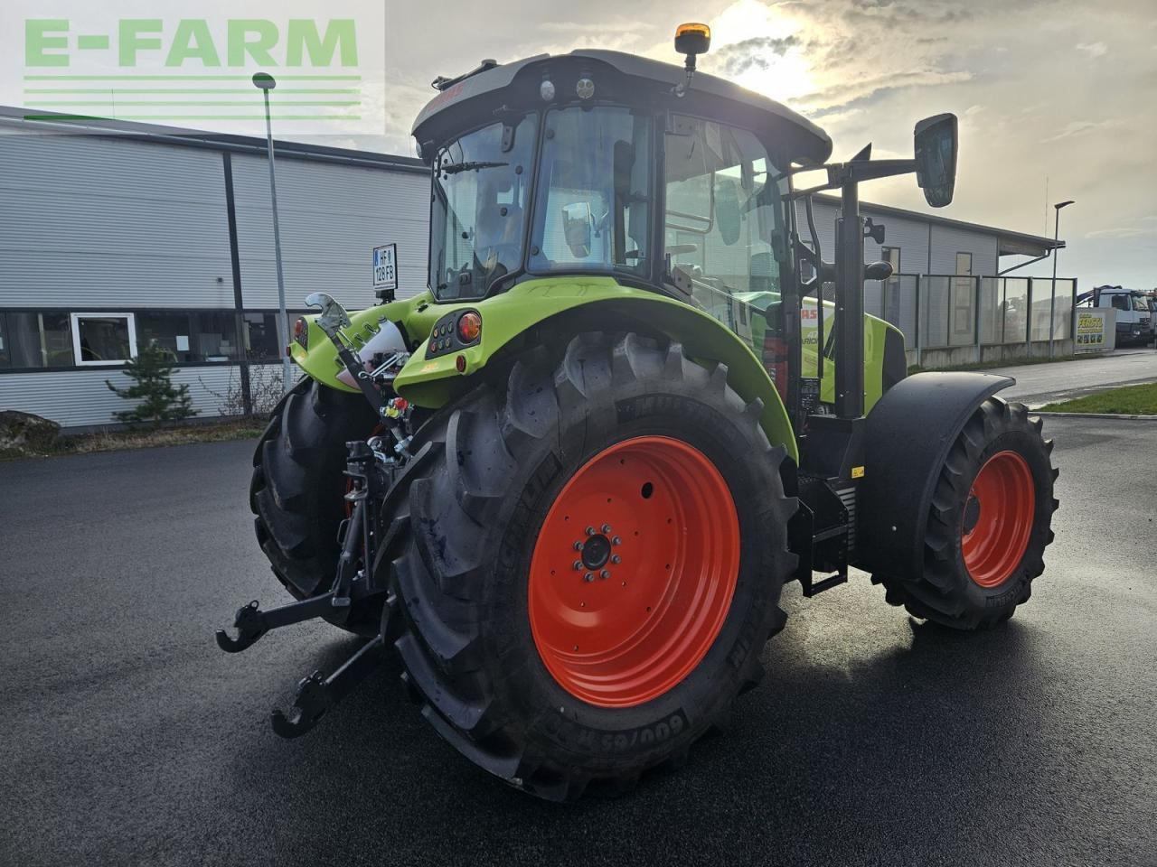 CLAAS arion 470 stage v (cis+) - Tractor: foto 5 CLAAS arion 470 stage v (cis+) - Tractor: foto 5