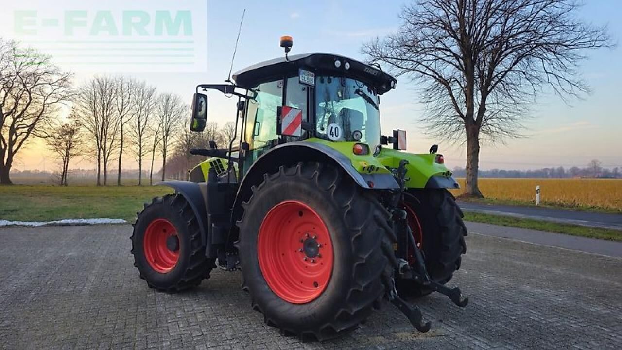CLAAS arion 550 cis+ - Tractor: foto 3 CLAAS arion 550 cis+ - Tractor: foto 3