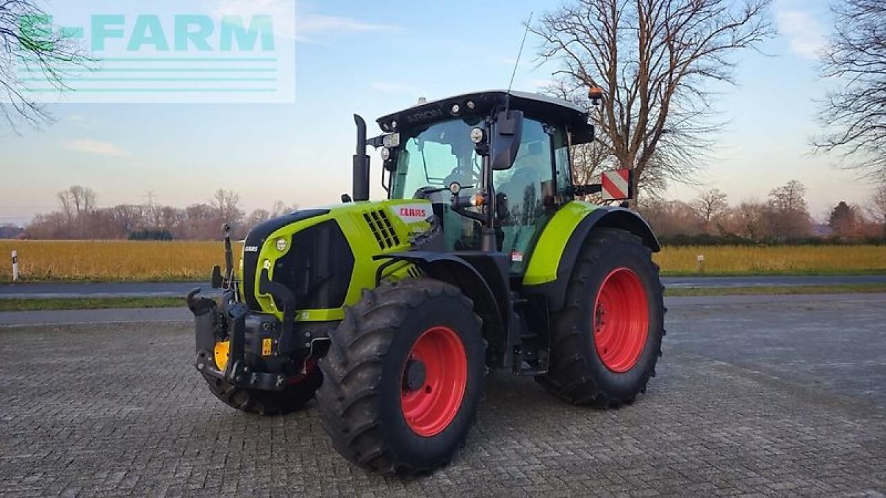 CLAAS arion 550 cis+ - Tractor: foto 1 CLAAS arion 550 cis+ - Tractor: foto 1