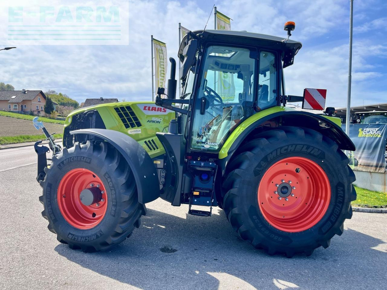 CLAAS arion 550 cmatic cbis CMATIC CEBIS - Tractor: foto 4 CLAAS arion 550 cmatic cbis CMATIC CEBIS - Tractor: foto 4