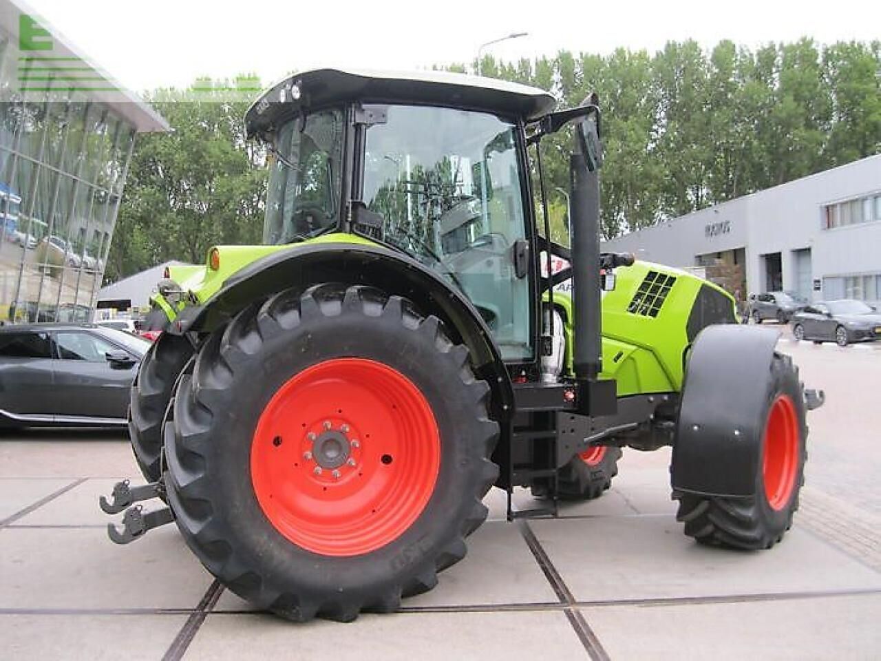 CLAAS arion 620 - Tractor: foto 5 CLAAS arion 620 - Tractor: foto 5