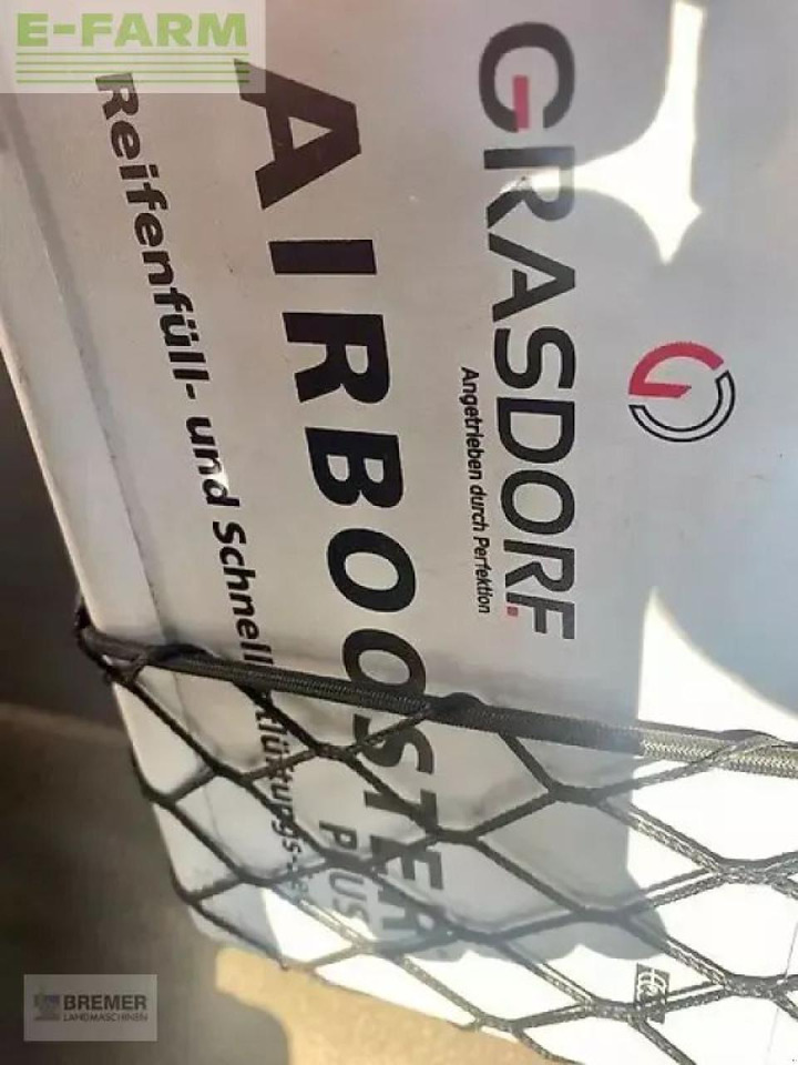 Tractor CLAAS arion 620 c C: foto 20