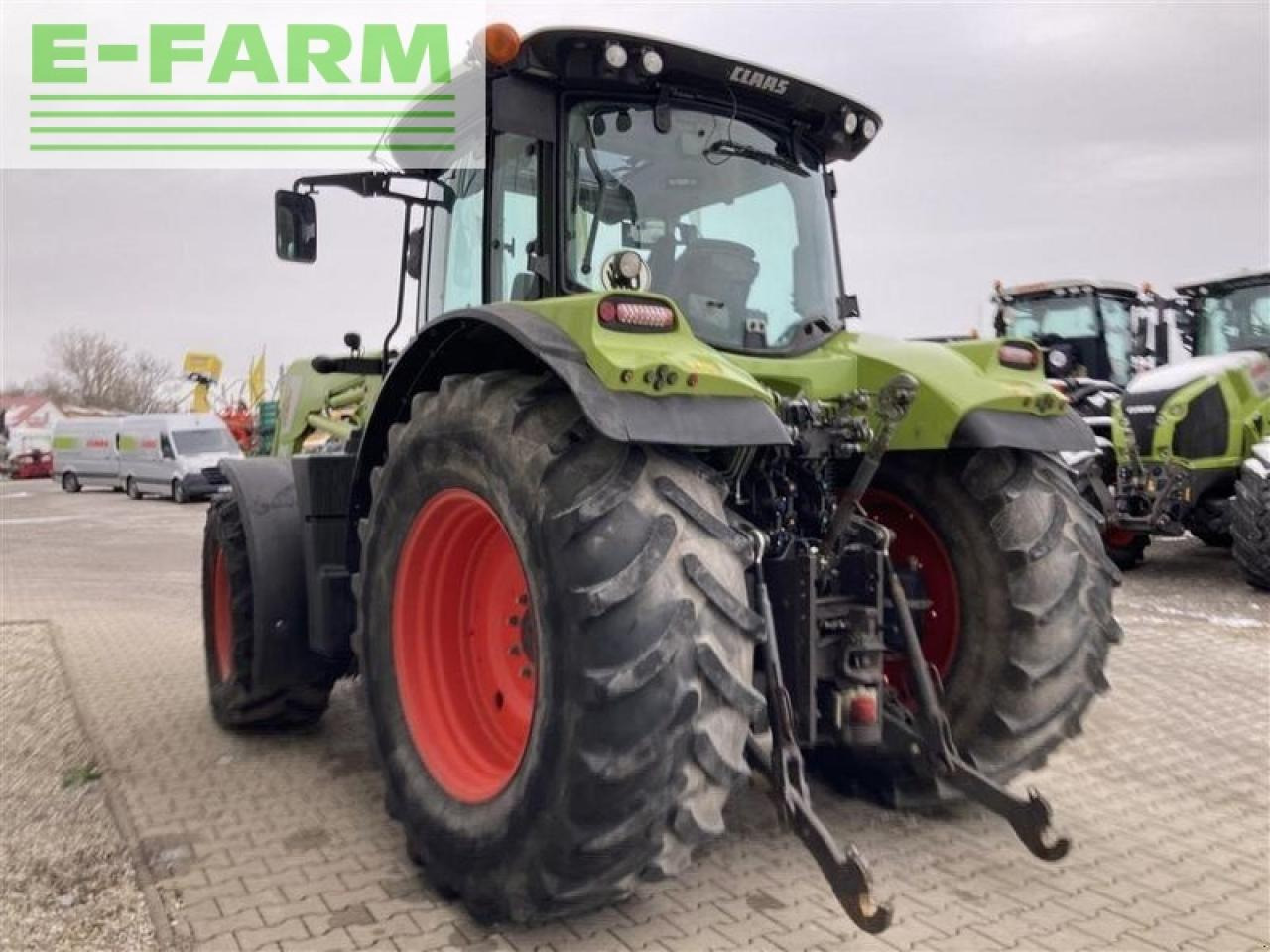 CLAAS arion 650 cebis - Tractor: foto 2 CLAAS arion 650 cebis - Tractor: foto 2