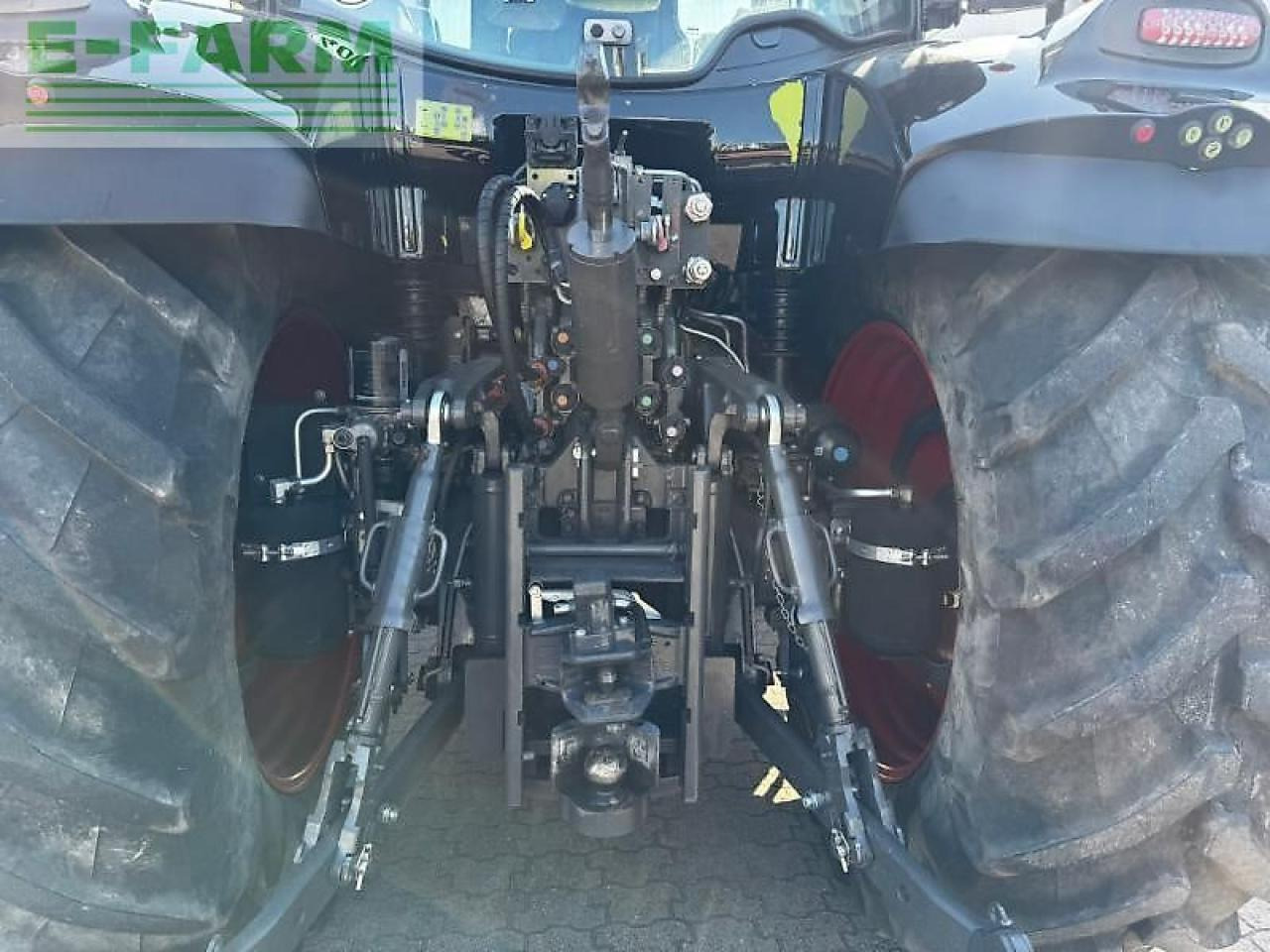 CLAAS arion 660 cmatic - Tractor: foto 5 CLAAS arion 660 cmatic - Tractor: foto 5