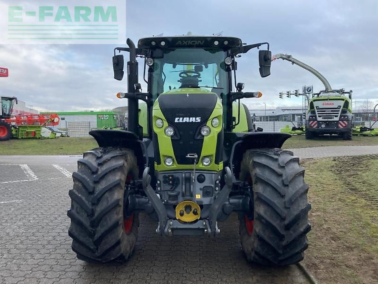 CLAAS axion 800 cis+ - Tractor: foto 2 CLAAS axion 800 cis+ - Tractor: foto 2
