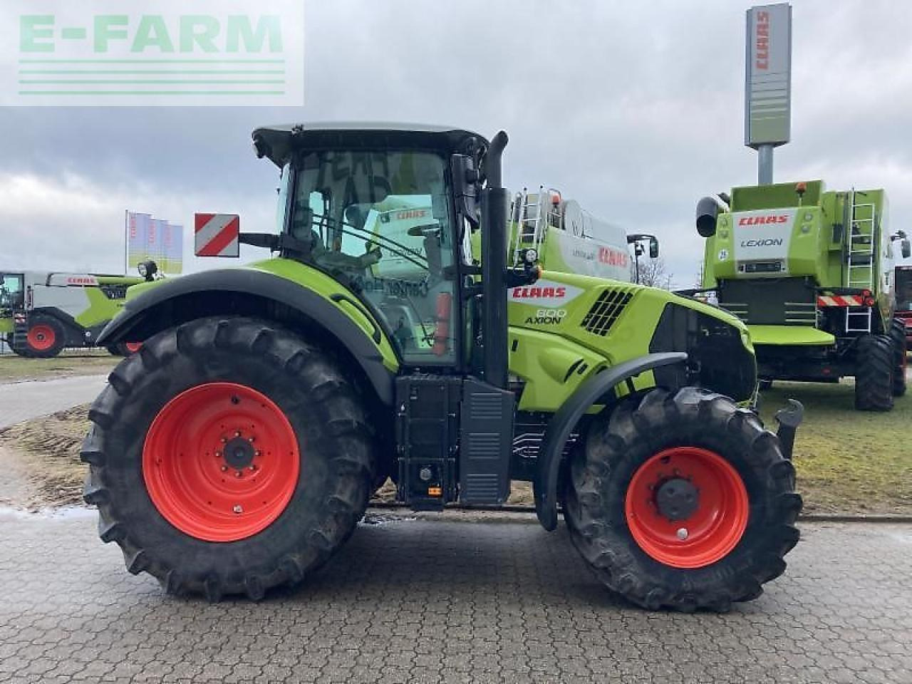 CLAAS axion 800 cis+ - Tractor: foto 4 CLAAS axion 800 cis+ - Tractor: foto 4