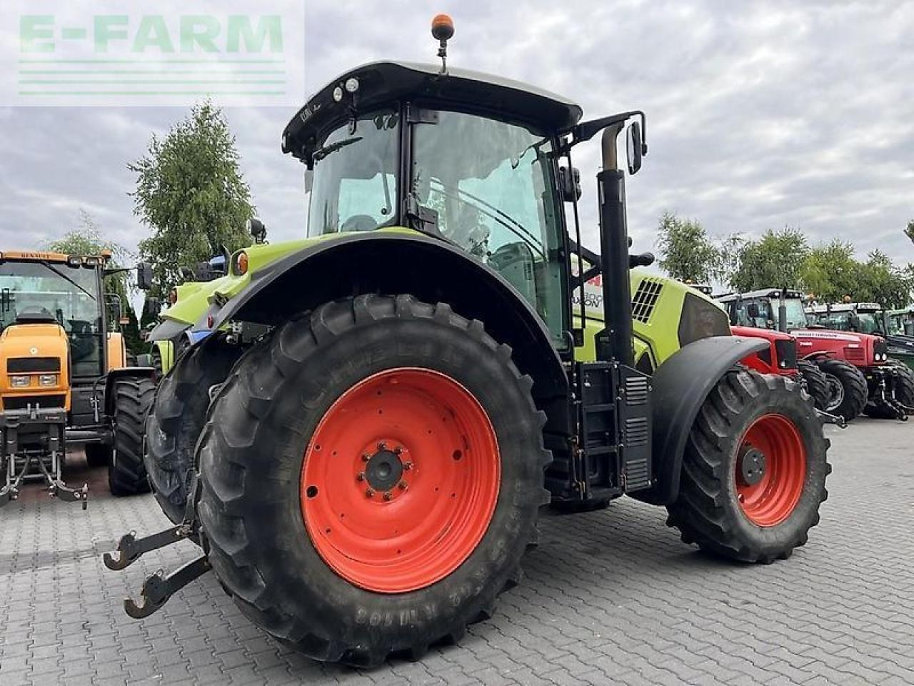 CLAAS axion 800 cis - Tractor: foto 5 CLAAS axion 800 cis - Tractor: foto 5