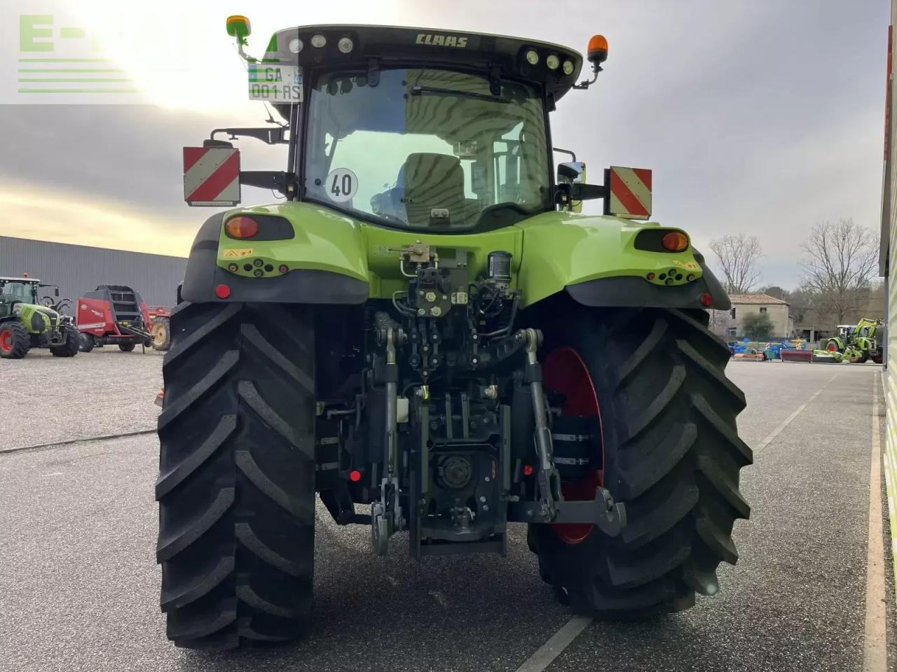CLAAS axion 800 hexashift ls+ - Tractor: foto 5 CLAAS axion 800 hexashift ls+ - Tractor: foto 5