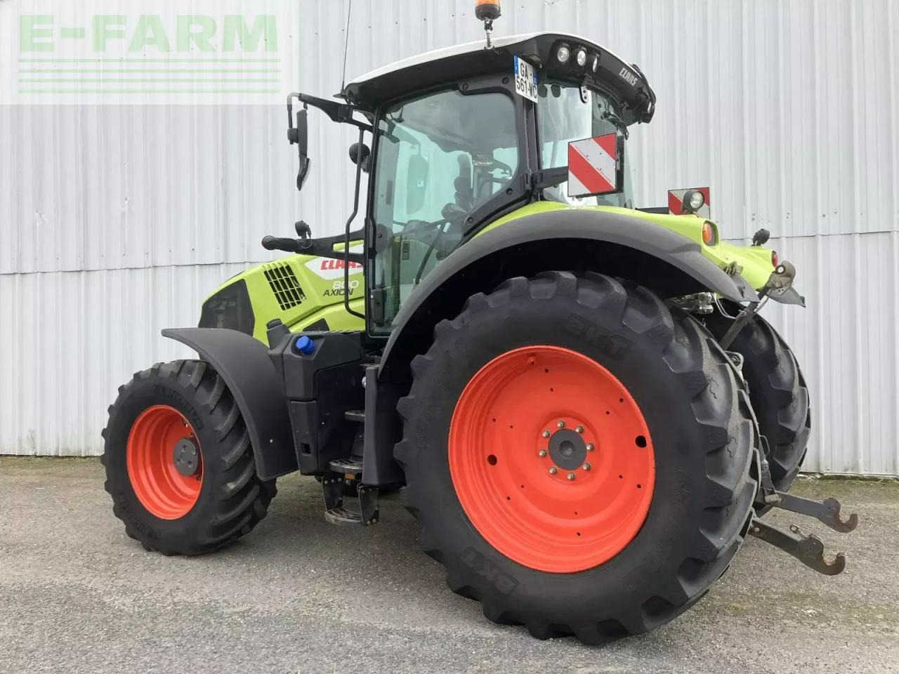 CLAAS axion 800 - s5 advance - Tractor: foto 2 CLAAS axion 800 - s5 advance - Tractor: foto 2