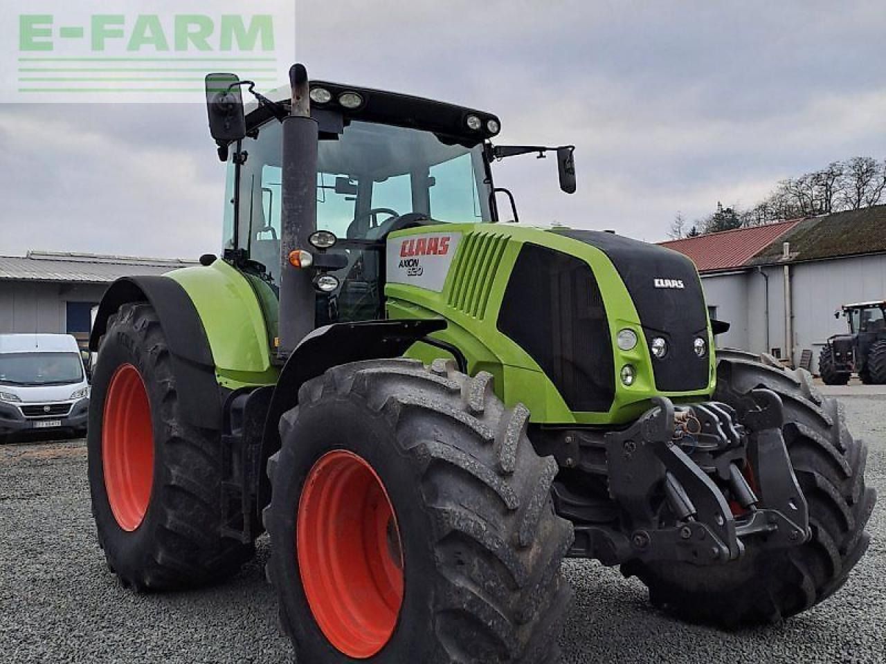 CLAAS axion 820 c-matic CMATIC - Tractor: foto 1 CLAAS axion 820 c-matic CMATIC - Tractor: foto 1