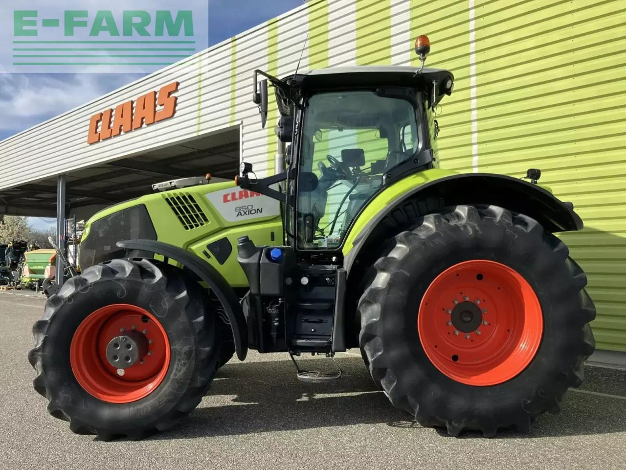 CLAAS axion 850 cebis + gps - Tractor: foto 2 CLAAS axion 850 cebis + gps - Tractor: foto 2