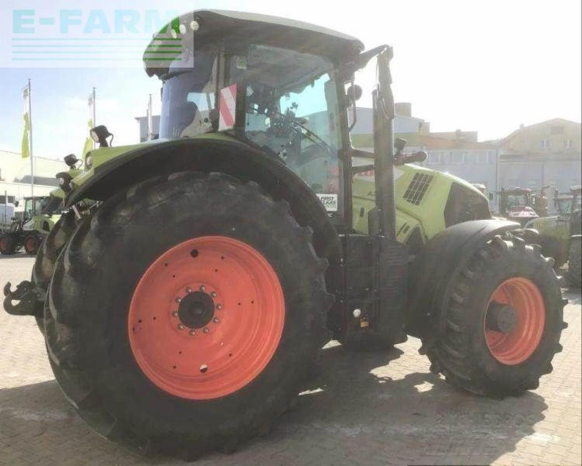 CLAAS axion 870 - Tractor: foto 4 CLAAS axion 870 - Tractor: foto 4